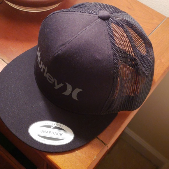 Hurley Hat - Picture 3 of 3